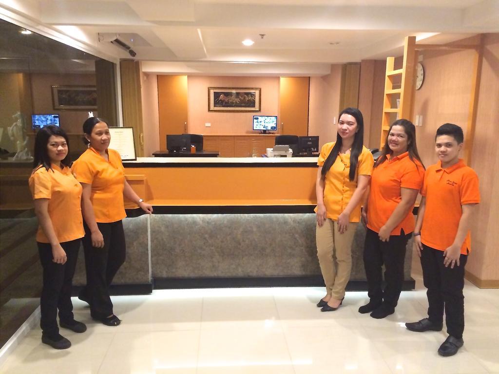 Stone House Hotel Pasay Exteriér fotografie