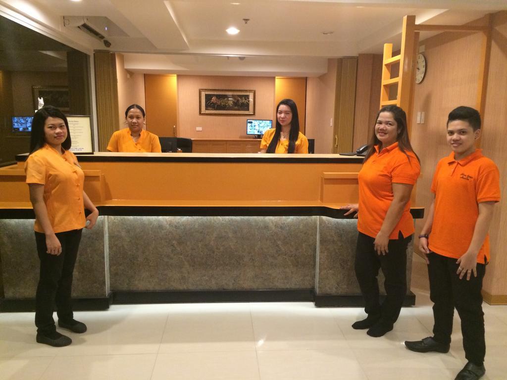 Stone House Hotel Pasay Exteriér fotografie